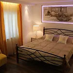 Gasthof House Sandra 3*