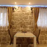 House Sandra 3* Split