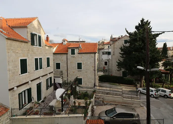 House Sandra 3* Split