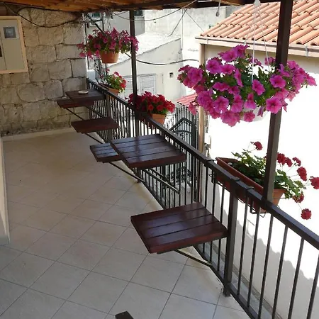 Gostinjska kuća House Sandra 3*
